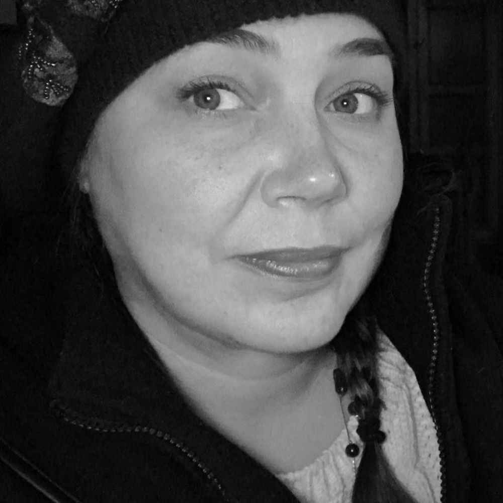 Meet your Posher, Lara